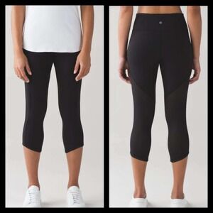 Lululemon Deep Breath Crop 21" Size 6 In Black‎ - NO FLAWS